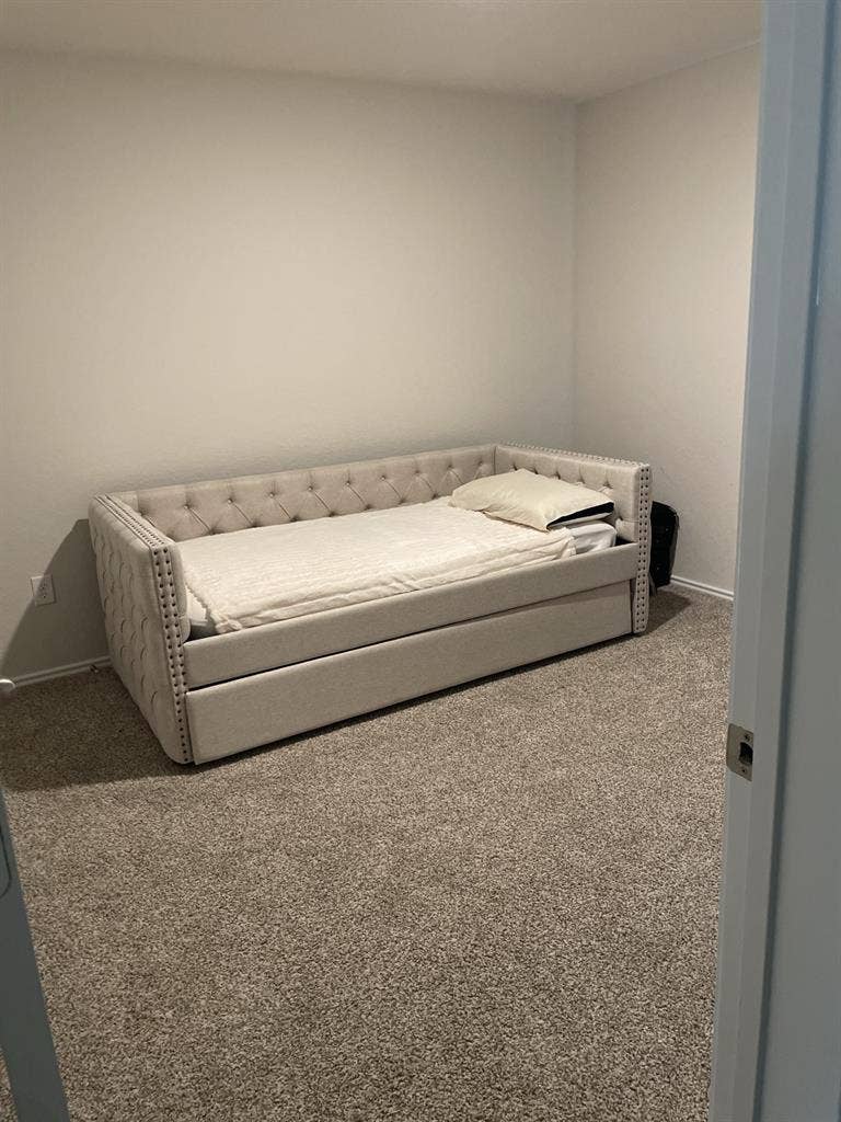 Female Roommate in San Antonio Tx
