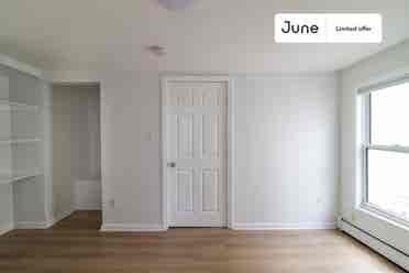 4 BR in Boston