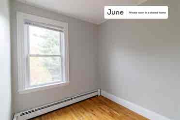 4 BR in Boston