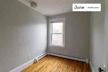 4 BR in Boston