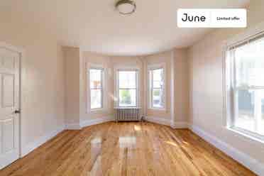 7 BR in Boston