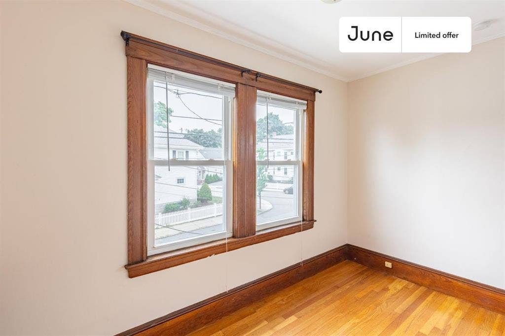 5 BR in Boston