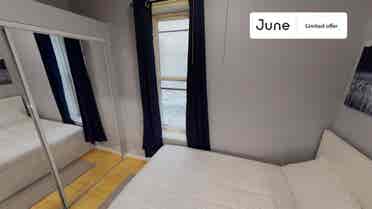 2 BR in Chicago