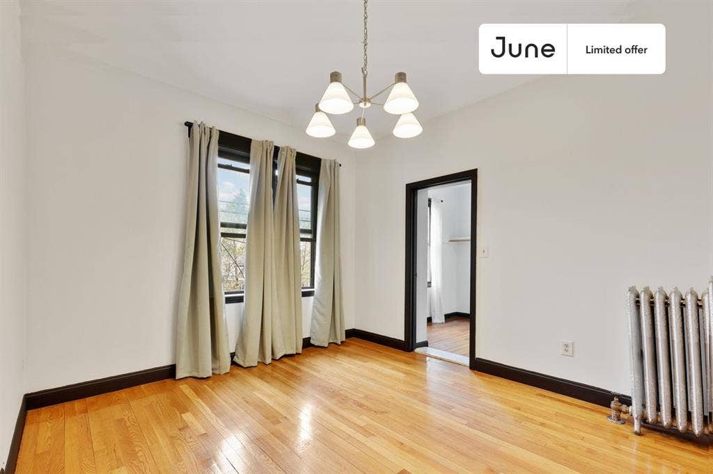 4 BR in Boston