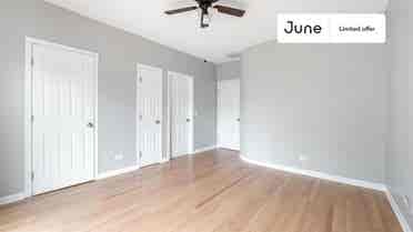 3 BR in Chicago