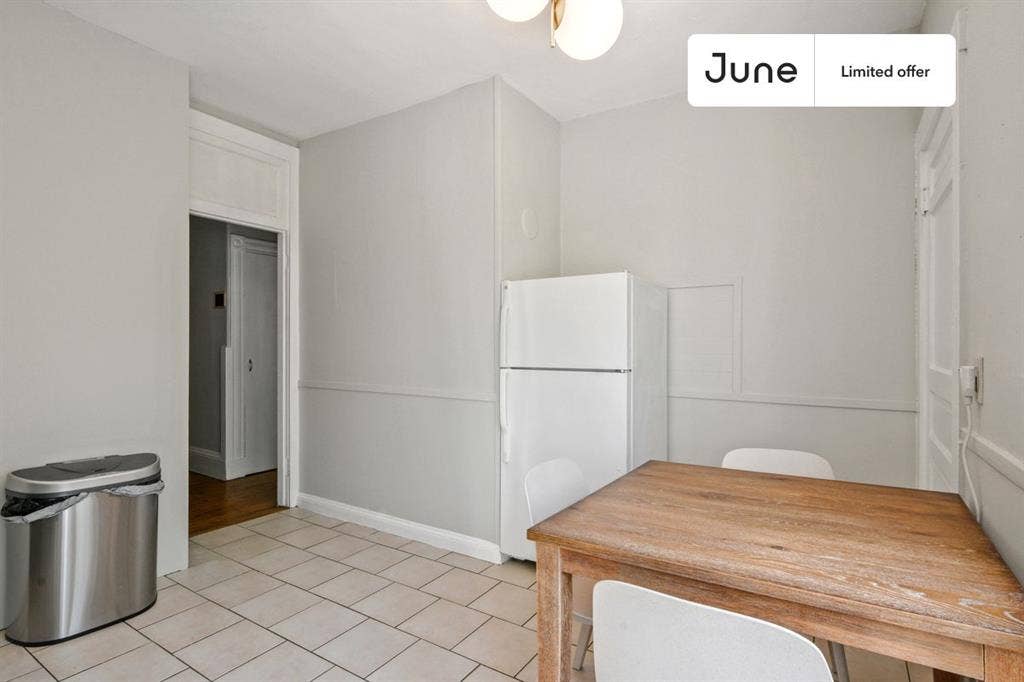 4 BR in Boston