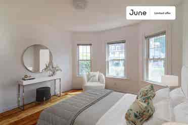 4 BR in Boston