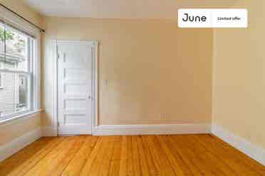 4 BR in Boston