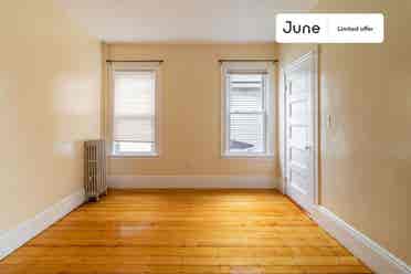 4 BR in Boston