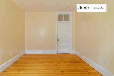 4 BR in Boston