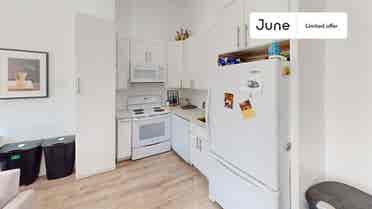 3 BR in New York City