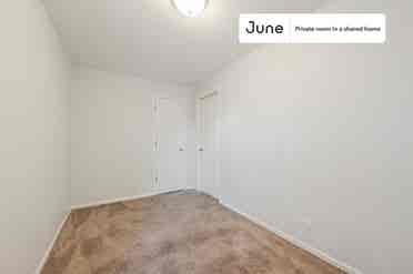 3 BR in Chicago