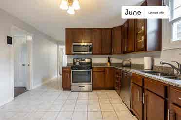 3 BR in Chicago