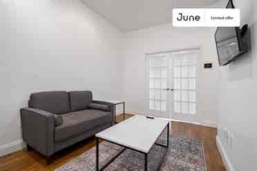 4 BR in New York City