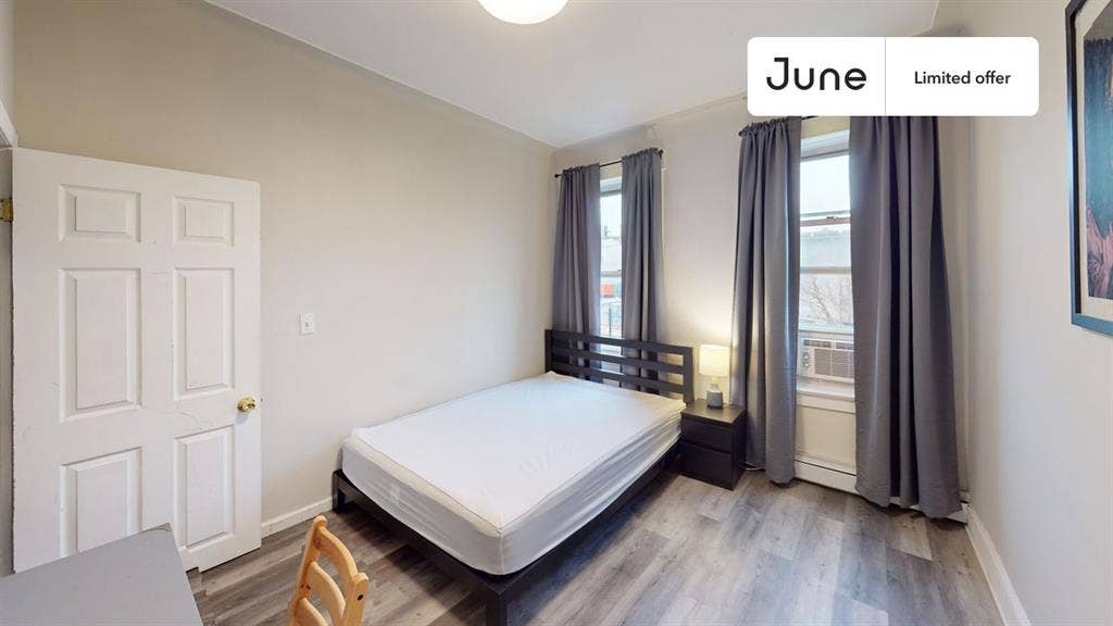 3 BR in New York City