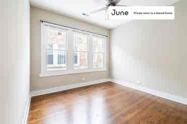 3 BR in Chicago