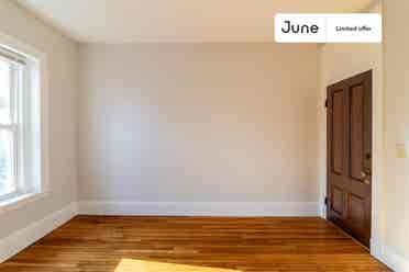 4 BR in Boston