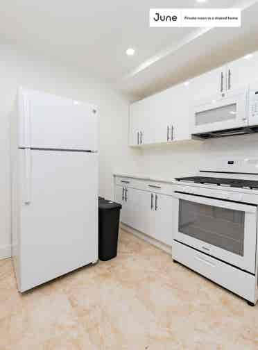 3 BR in New York City