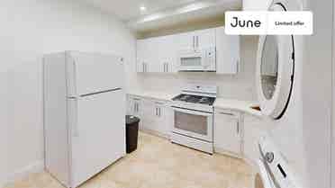 3 BR in New York City