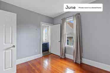 4 BR in Boston