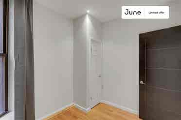 4 BR in New York City