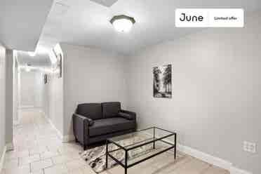 4 BR in Boston