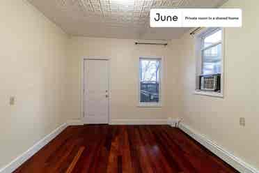 4 BR in Boston