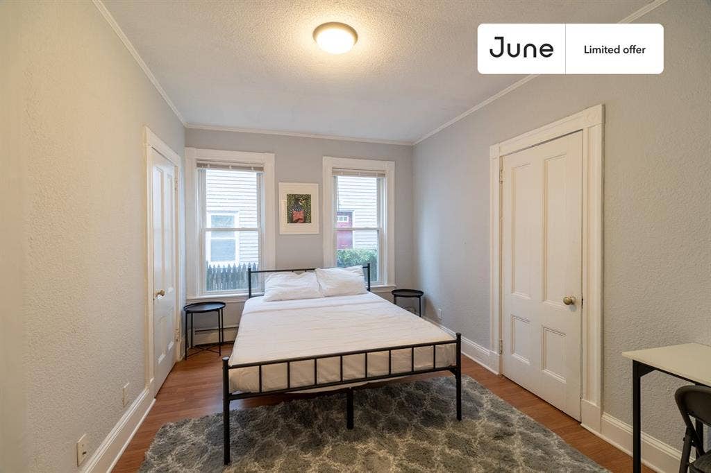 3 BR in Boston