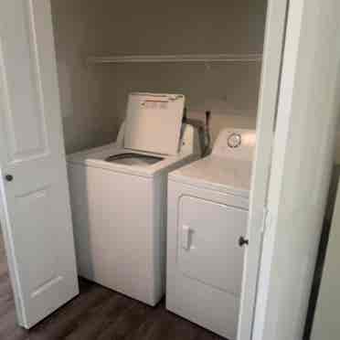 2 bedroom apartment availablee