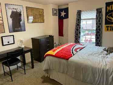 PRIVATE BEDROOM/BATHROOM