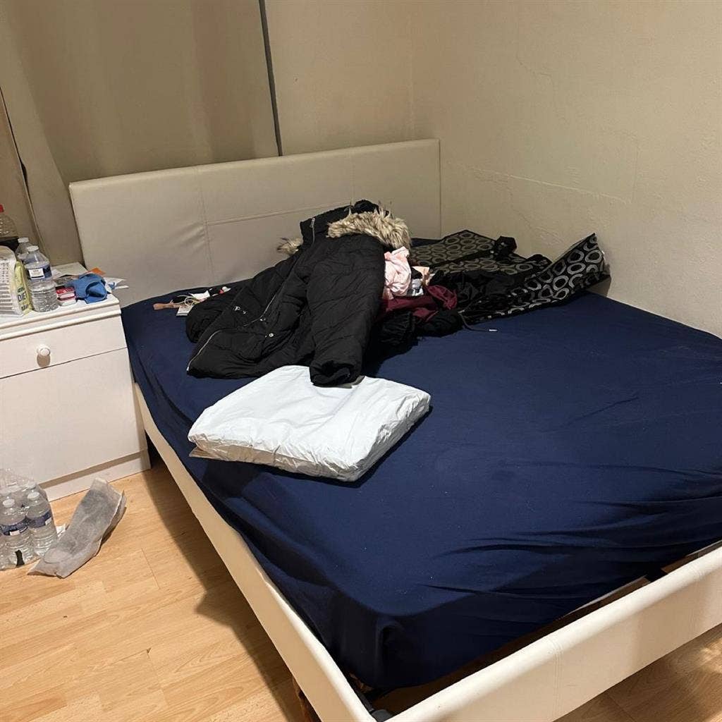 Furnished double room available