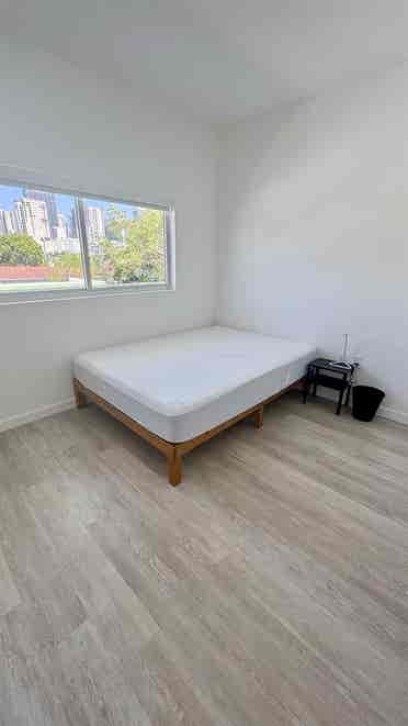Fully Furnished Room w/ Utilities