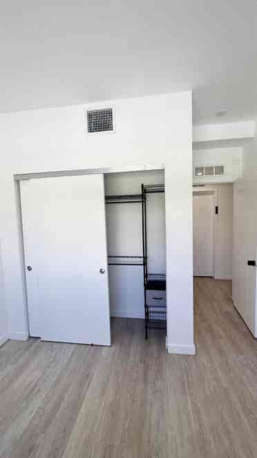 Fully Furnished Room w/ Utilities
