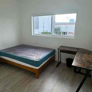 Fully Furnished Room w/ Utilities