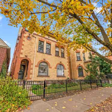 3 bedroom short north townhome