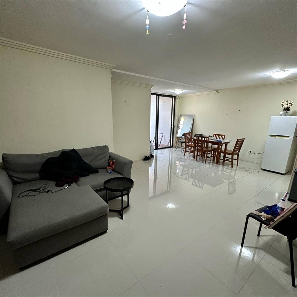 1 room available in Punchbowl