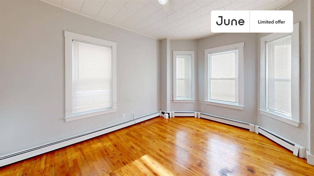 3 BR in Boston