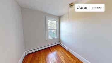 3 BR in Boston