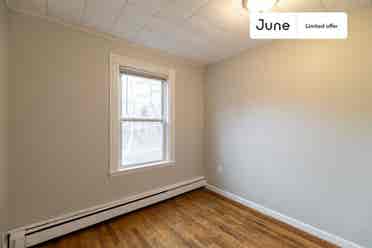 4 BR in Boston