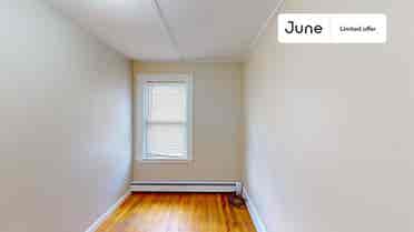 4 BR in Boston