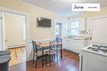 4 BR in Boston