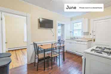 4 BR in Boston