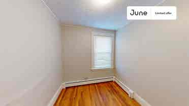 4 BR in Boston