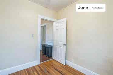 4 BR in Boston