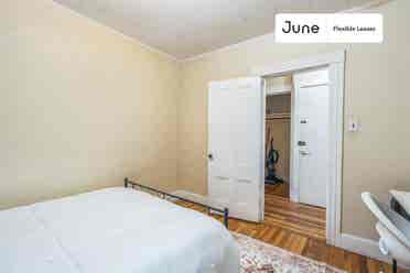 4 BR in Boston