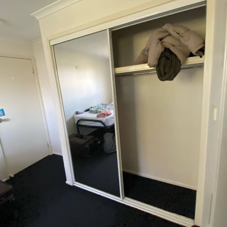 MALE ONLY ACCOMMODATION