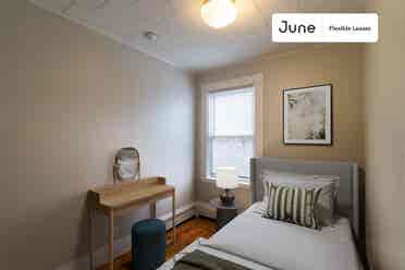 4 BR in Boston