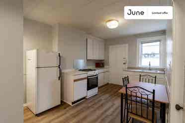 4 BR in Boston