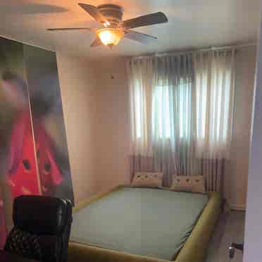 Stylish Furnished Room In Spring Va