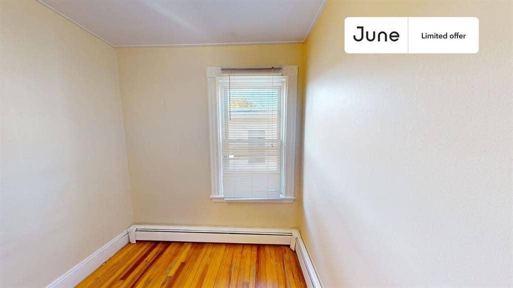 4 BR in Boston